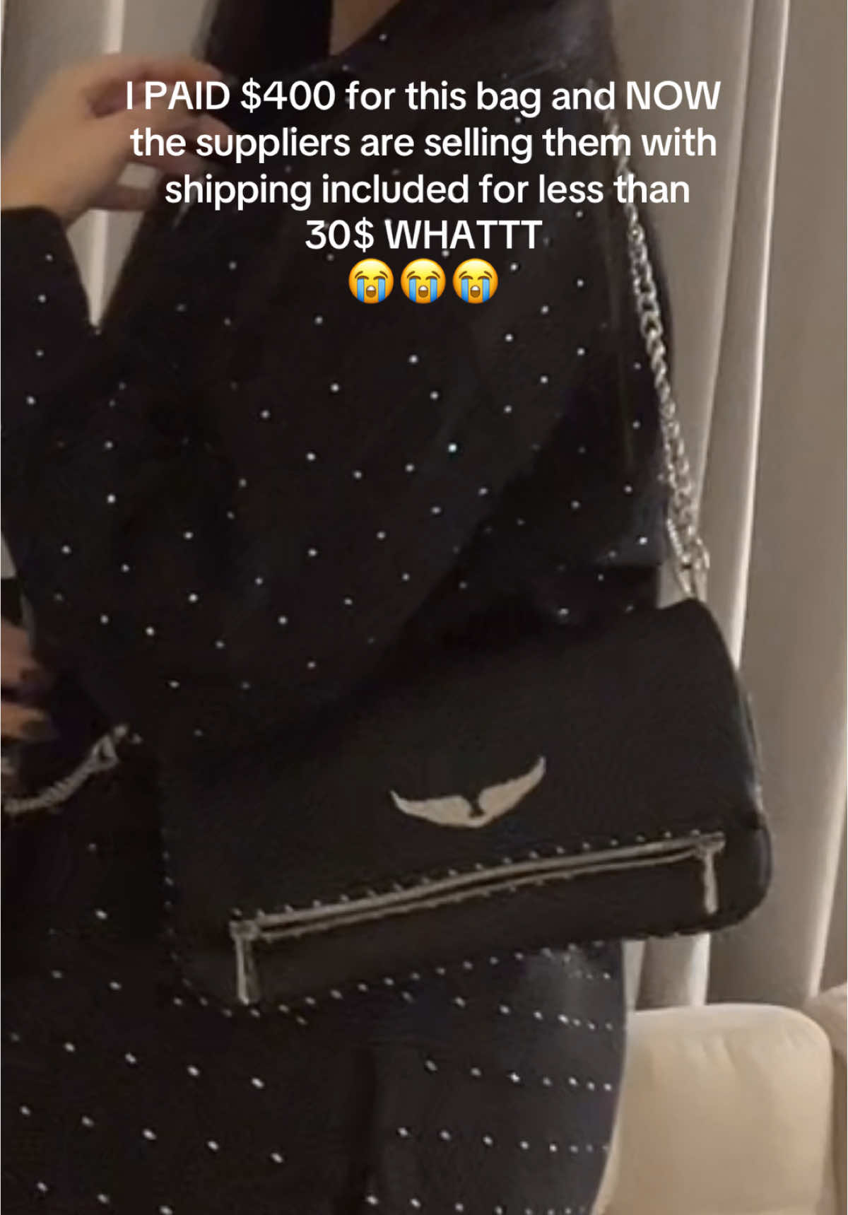 GIVE ME MY MONEY BACK😭 #outfitchek #outfitinspo #outfitideas #winteroutfit #nightoutoutfit #zadigetvoltaire #cluch #fypage #girlsgirl #cuteroom #chinesesupplier #wholesalesupplaier 
