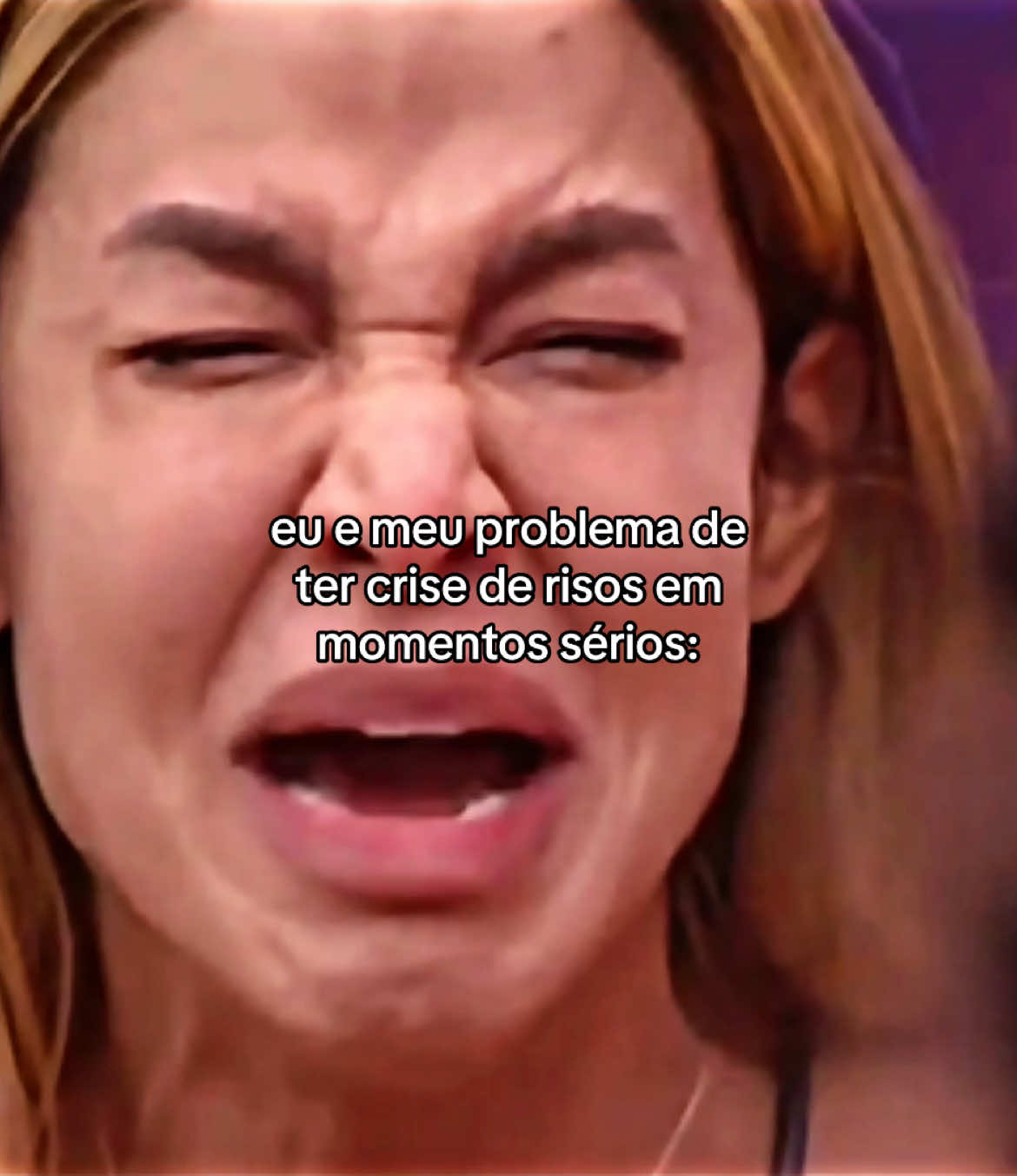 a kerline vey não aguento kkk || vcs tem crise de riso em momentos sérios tbm? || #floptok #memesbr #fyp #bbb21 