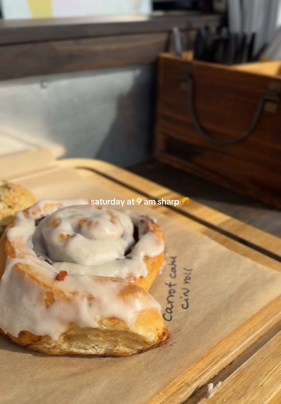 Coastal coffee shop 🥐☕️🫶🏼 #coffee #cafe #friday #weekend #aesthetic #coastal #corpuschristicoffee #corpuschristi #corpuschristifood #cinnimonrolls 