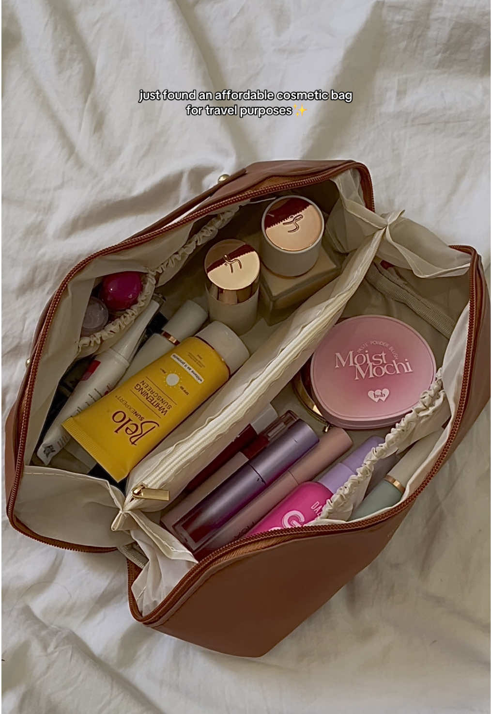 find it so convenient and neat. #cosmeticbag #makeupbag #makeuporganizer #cosmeticorganizer #travelmakeuporganizer #fyp #foryoupage #travelbuddy 