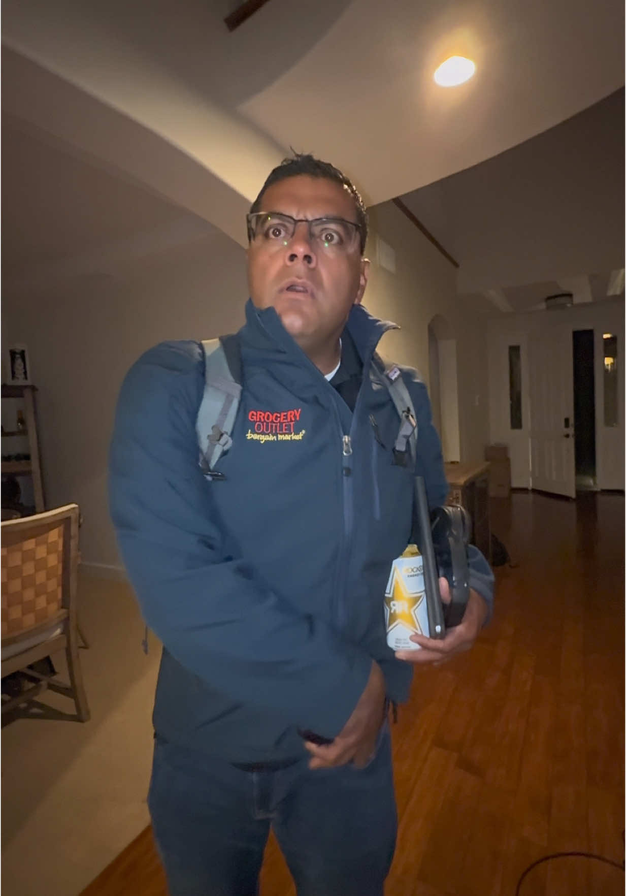 nahhh I’m turning my location OFF, they are not finding me out there #theaguilars #dad #Vlog 