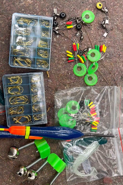 Isang kumpletong hanay ng mga pain na tutulong sa iyo sa iyong fishing trip. #fishinglure #fishtank #luremaker #fisherman #lurecoursing #fishkeeping #fishingniche #fishnets #fish #lureporn