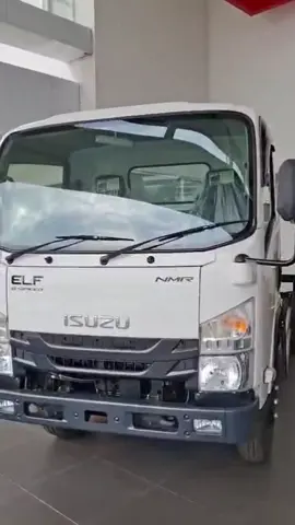 Chassis lebih tebal dan panjang dari yang sebelumnya #astraisuzulampung #dealerisuzulampung #isuzulampung #nmrhd58 #gigamaniaindonesia #traganesia #lampungtrukcomunity 