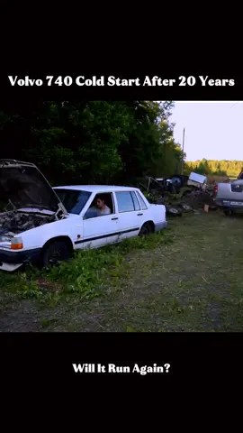 Will It Run Volvo 740 sitting 20+ years?#willitrun #recovery #old #motor #rescue #restoration #car #engine #tiktok #fyp #foryourpage 