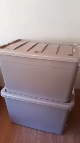 160L Storage Box Mocha Color Lalagyan ng kumot,bedsheet, toys at kung ano pang anik anik sa bahay para hindi maalikabukan at masira ng mga insekto.. kung wais na nanay ka bibili kn nito SOBRANG LAKI NA, MURA PA!  malaki ang space, madami malagay na gamit sa loob #Perfectlagayanngmgagamit #Malakiatsobranggandangquality #Makapalitoatdurable #maygulongveryeasytomove