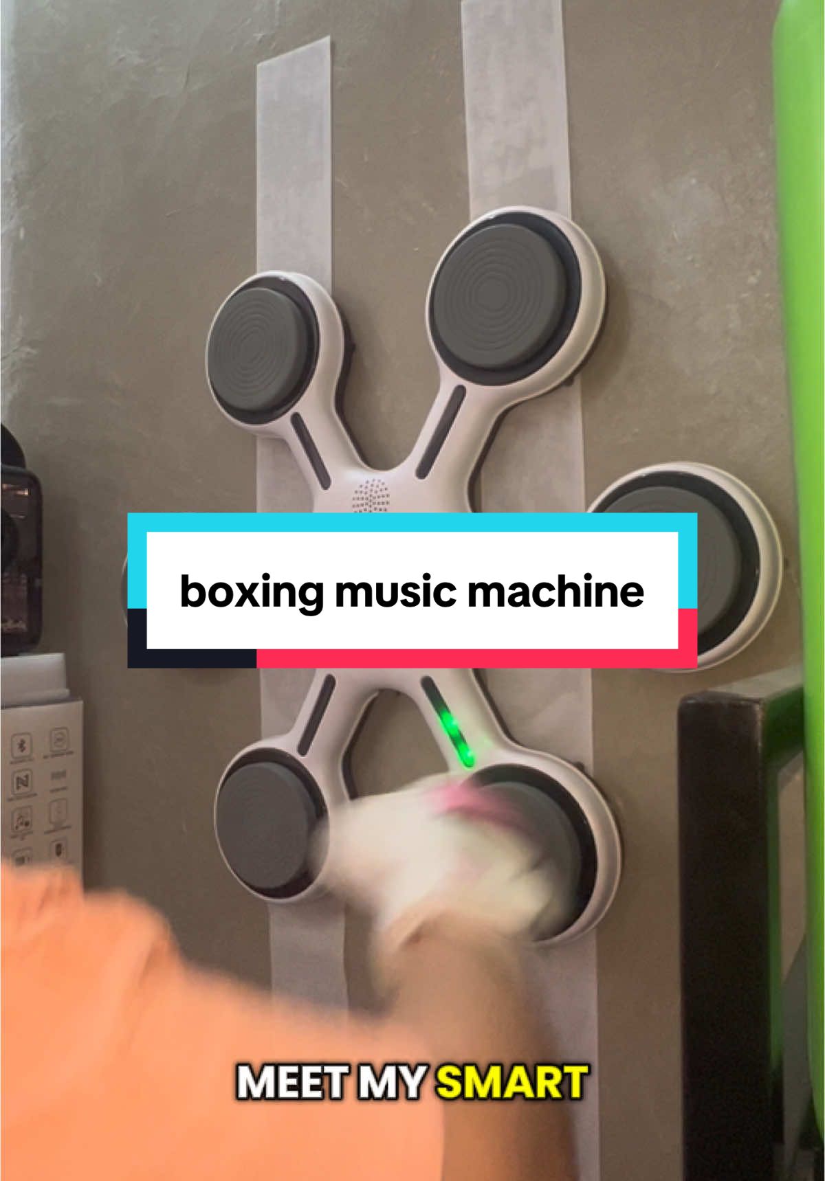 Boxing music machine for home fitness workout #boxing #bluetoothmusicboxing #Fitness #homefitness #musicboxing 