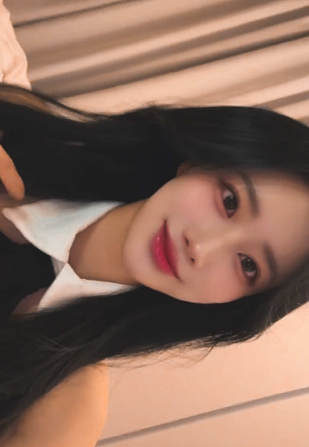1만 감사합니다 🙏🏻 앞으로도 업로드 많이 해볼게요 🥳🥰 #fyp #추천떠라 #얼굴 #추천간판 