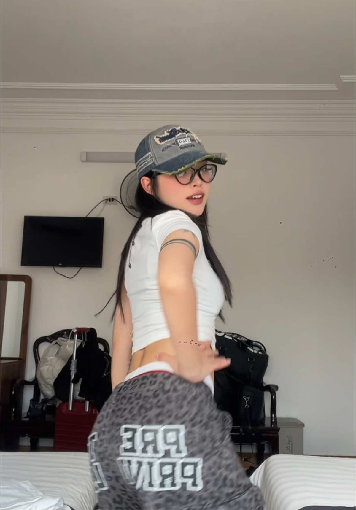 làm tí nhạc Thái (DC: @Earth-e) 