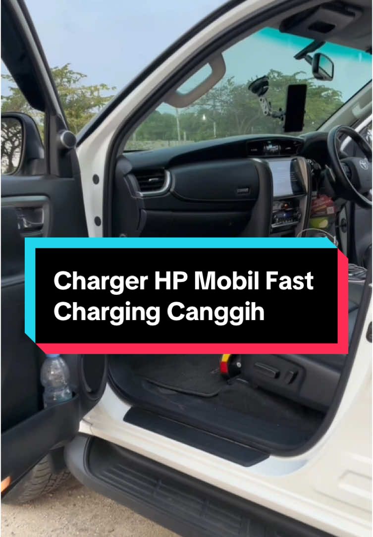 Charger hp mobil fast charging yg bikin interior mobil keihatan lebih elegan.. #chargerhpmobil 