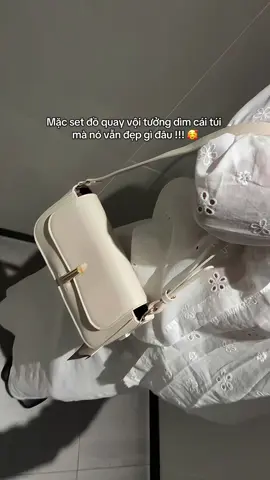 Tưởng mặc set đồ Dìm cái túi mà hông dìm nổi :)) #tuixach #tuixachnu #tuixachquangchau #thoitrangnu #reviewlamdep #fypシ゚ #xuhuongtiktok #xh 