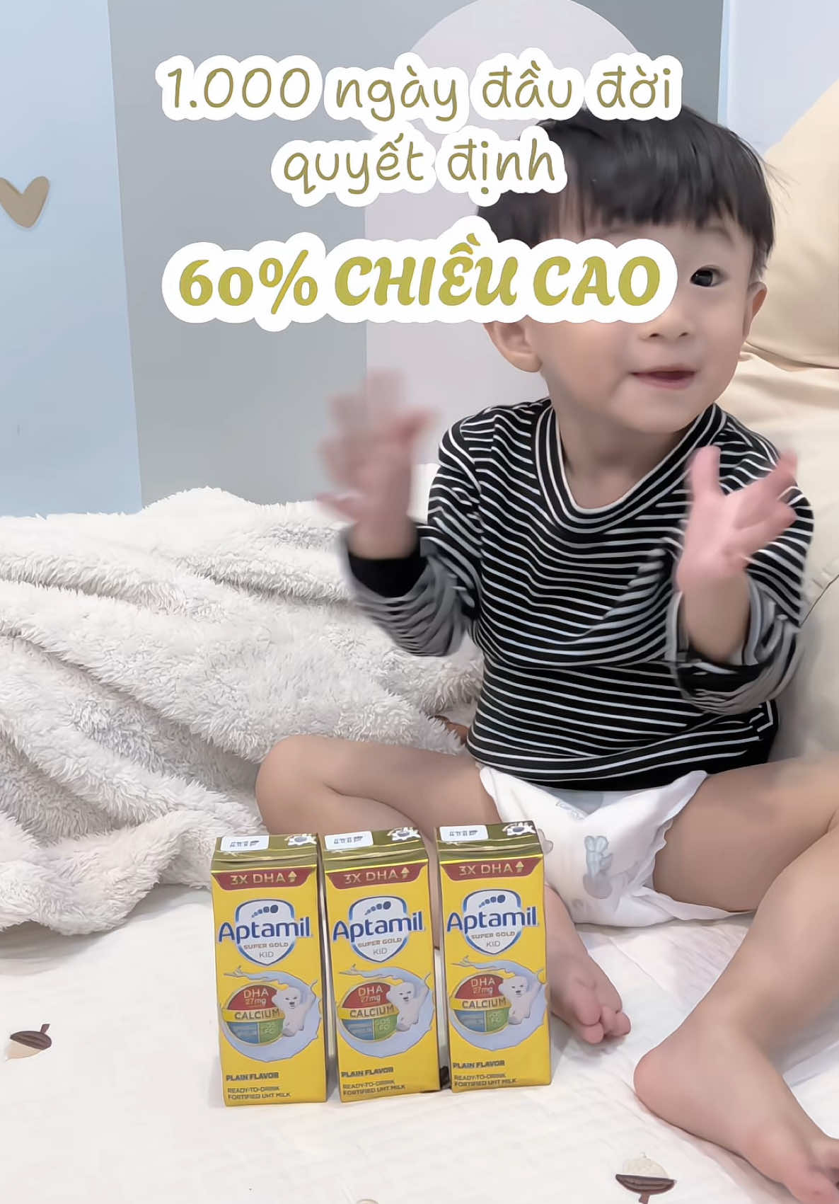 Mom nào hỏi mình sữa hộp pha sẵn thì tham khảo Aptamil Super Gold Kid nha! 💛  #aptamil #review_aptamil_super gold #aptamilphasan #nuoiconitom #suaconnhagiau #landaulamme #viral #suaphasan #suatuoichobe1tuoi #suatuoichobetu1tuoi 