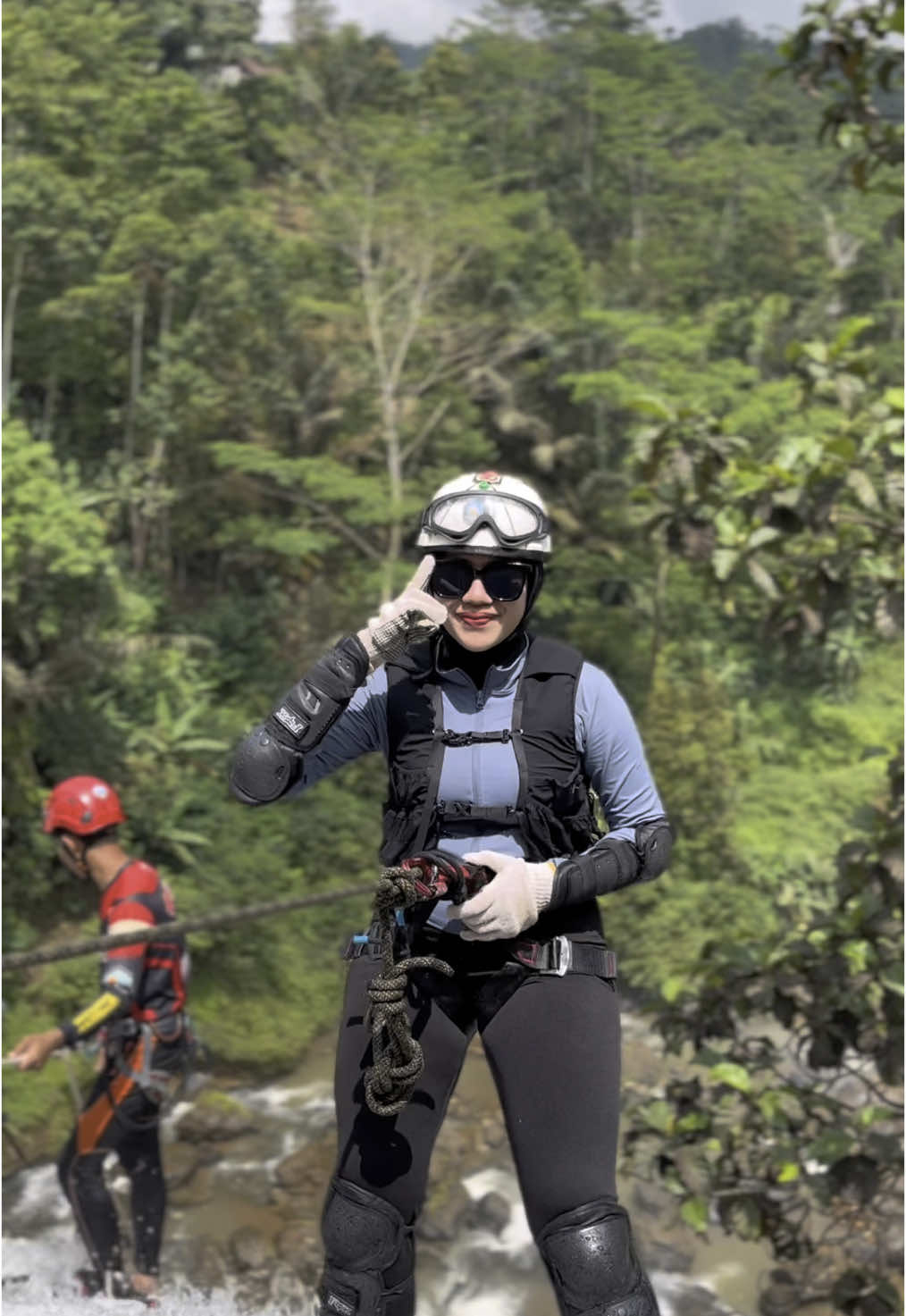Stecu stecu diatas ketinggian 35 meter  @Bogor Indonesia Healing 