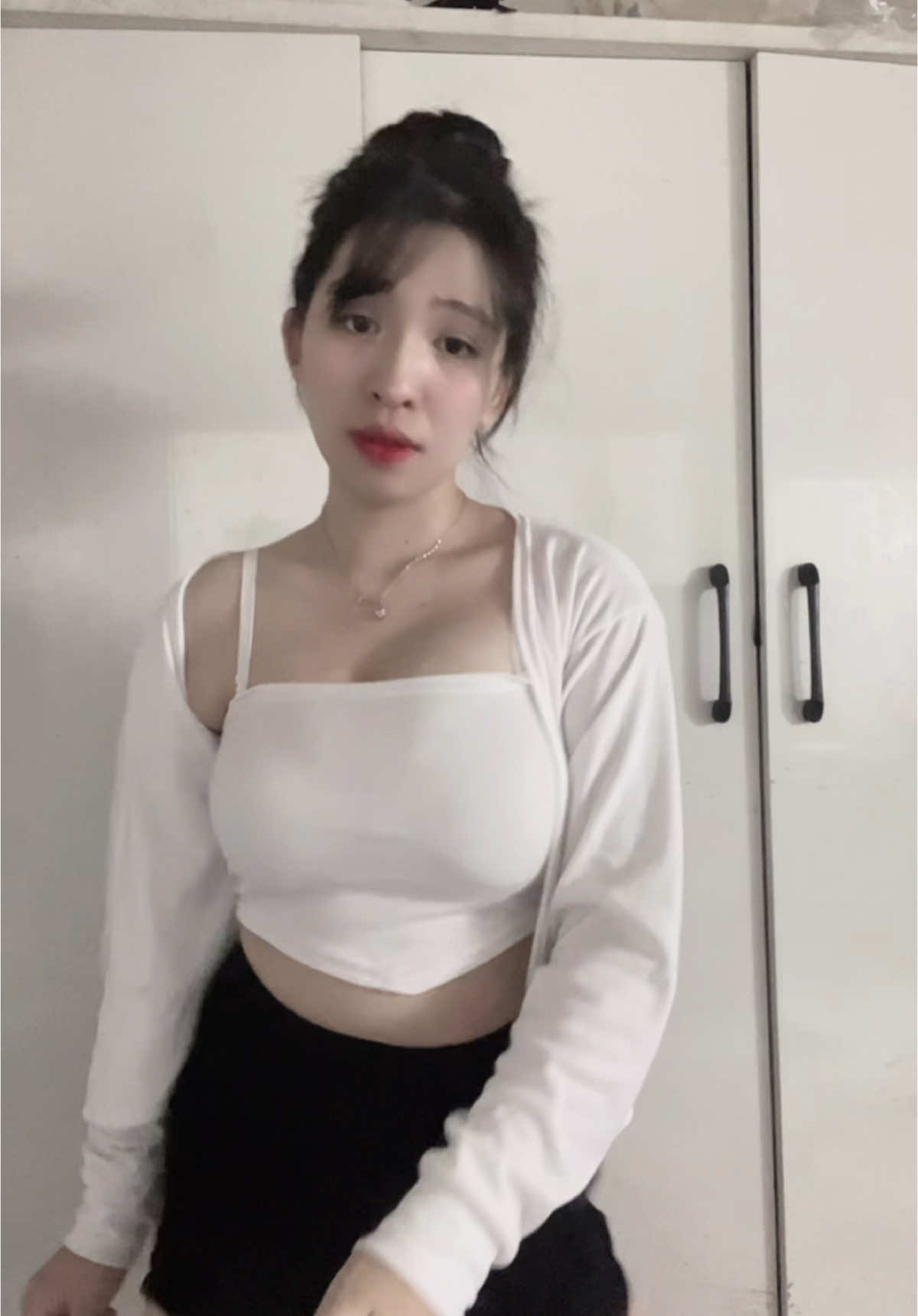 Vậy ta là gì 😉#xuhuongtiktok #haelee 