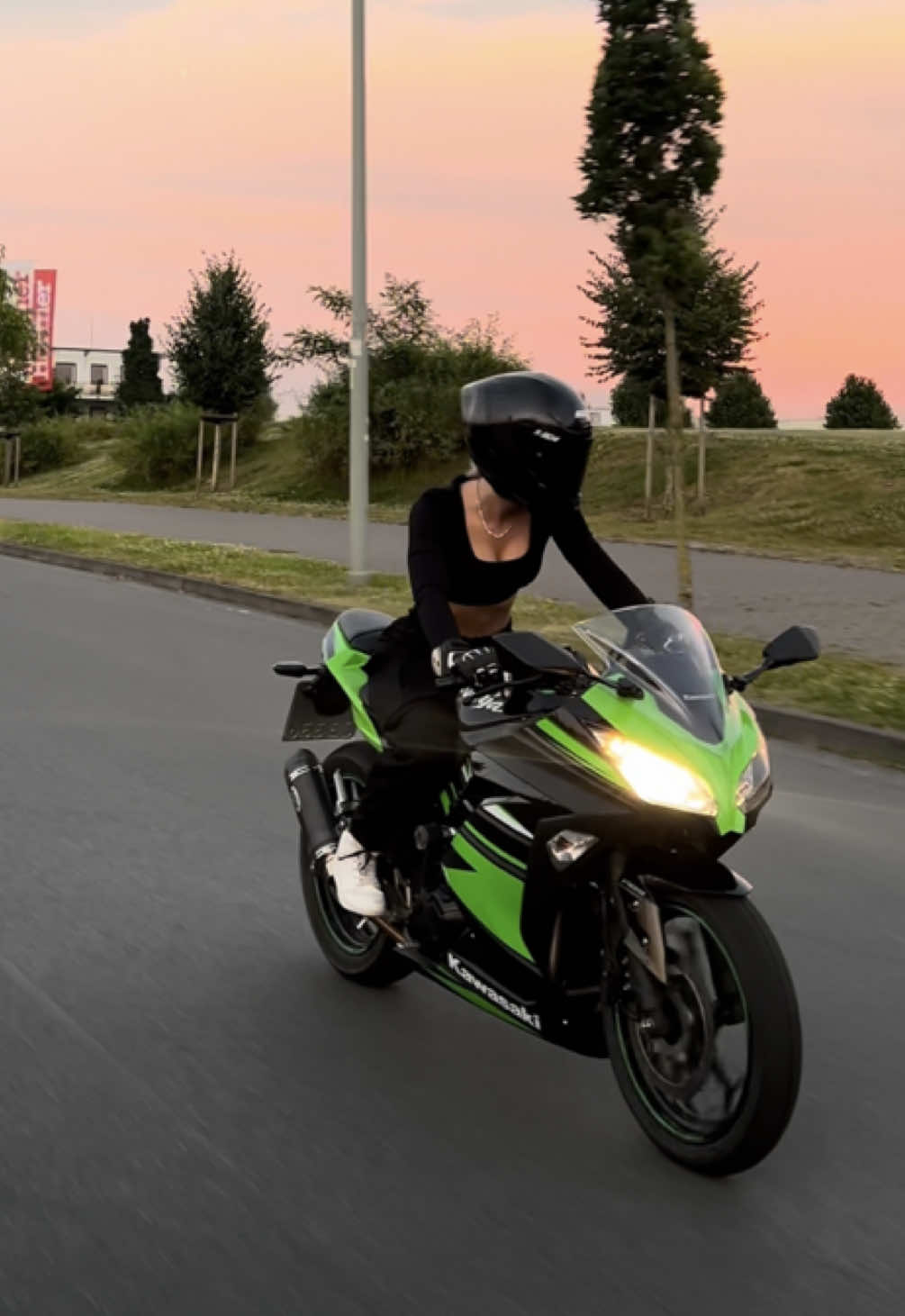 I just wanna feel #bikergirl #motorcycle #bike #fyp 