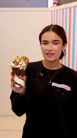 Chocolate sauce, toffee sauce, ice cream, digestive crumb, cookie crumb…is this the best ice cream on the Scrumdiddly’s menu? 🍪🍦 #staffpicks #scrumdiddlys #scrumdeadly #scrumdae #dublinfood #dublinicecream #irishicecream #dublinfoodie #dublinfoodblog #dublindesserts