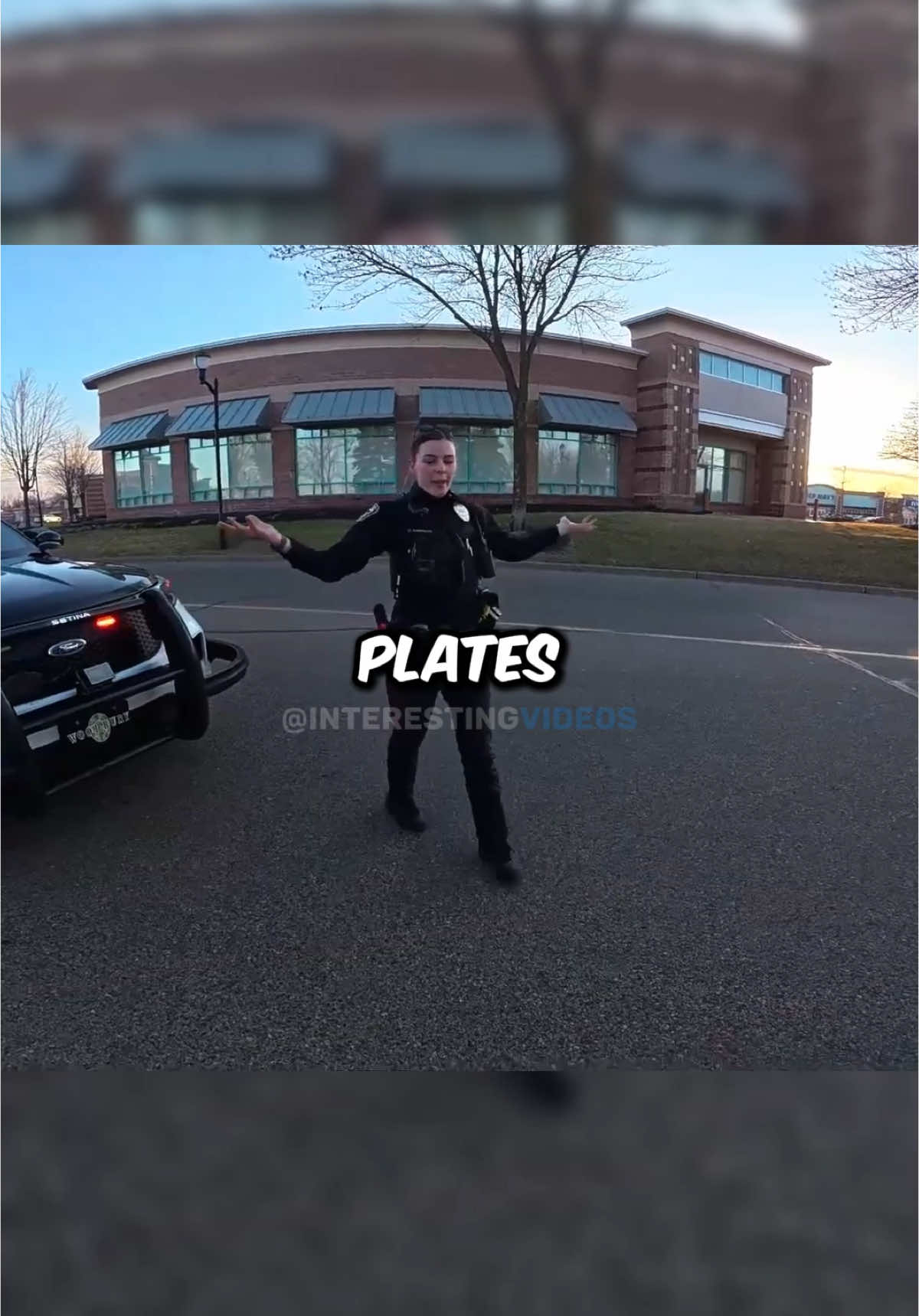 Bikers Try To Rizz Up A Female Cop ?🤷‍♂️ yt:owenoutside #cop #female #stop #biker #pov #motorcycle #fouryourpage #fyp 