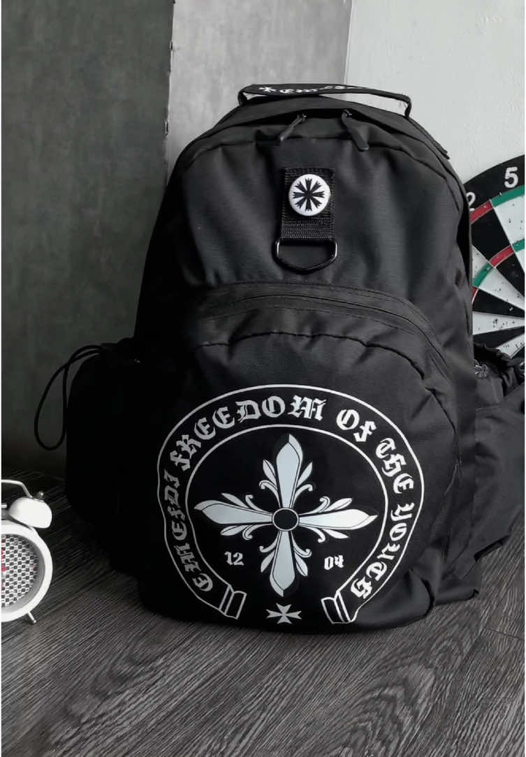 Bagpack 'LAWLES' checkk! Let's get it 🤩🔥🛒‼️ #emefdistore #emefdisupply #emefdistreetteam #fyp #bagpack #tas #tassekolah 
