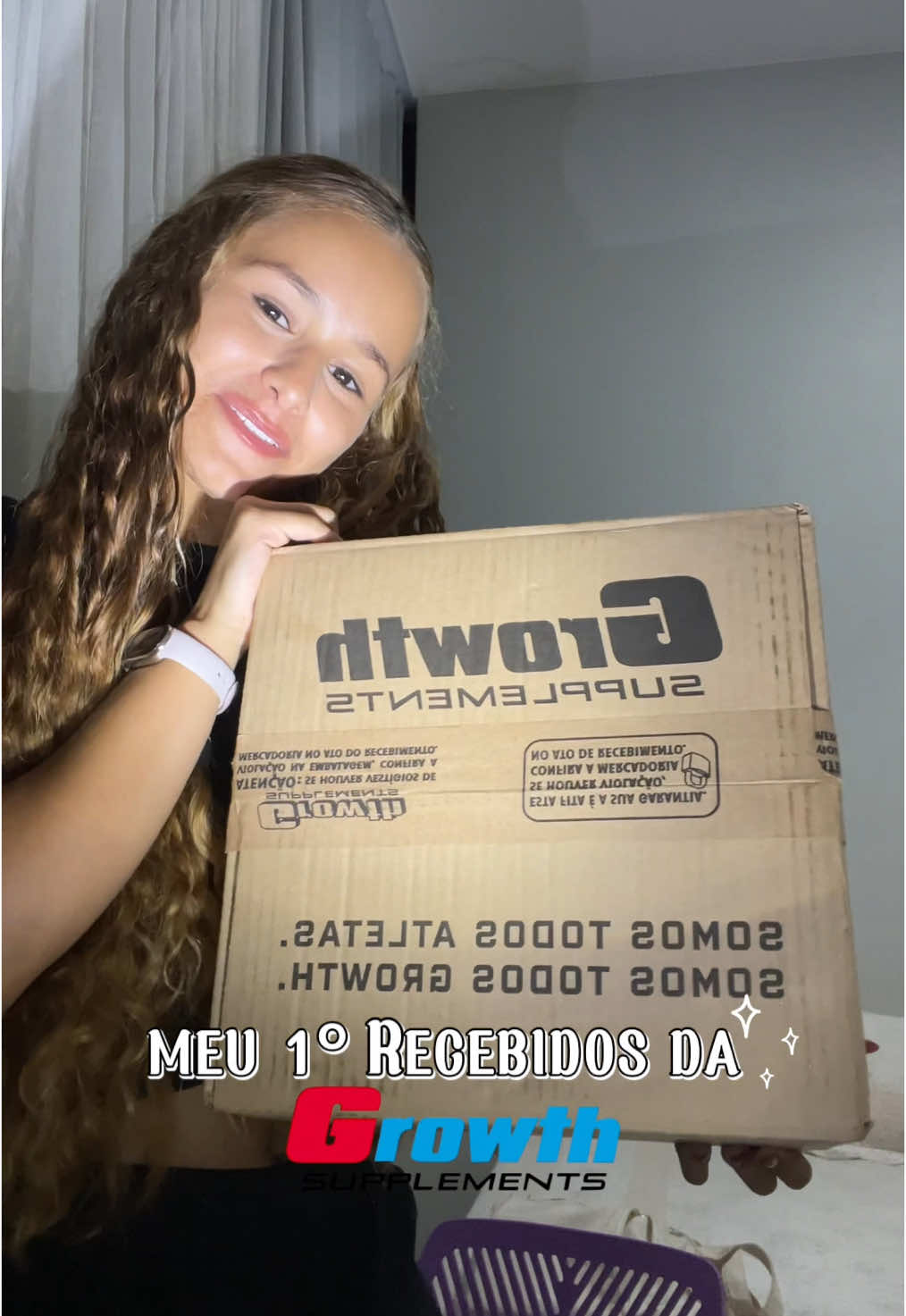 Abrindo meu pedido da @Growth Supplements do mês ❤️ 🏷️| Usem meu cupom: clararrc Fechei essa parceria eu quando eu não tinha nem 50 mil seguidores, e fiquei imensamente feliz pq eu amo essa marca demaaaaissss.  #GymTok #suplementosgym #growth #GymLife #academia 