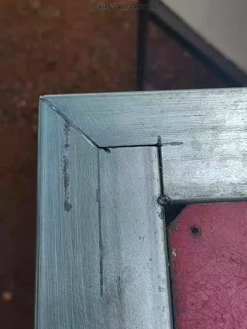 99% of beginners don't know.! strong way to connect thin square tubes.  #fabrication #metalwork #welding #craft 