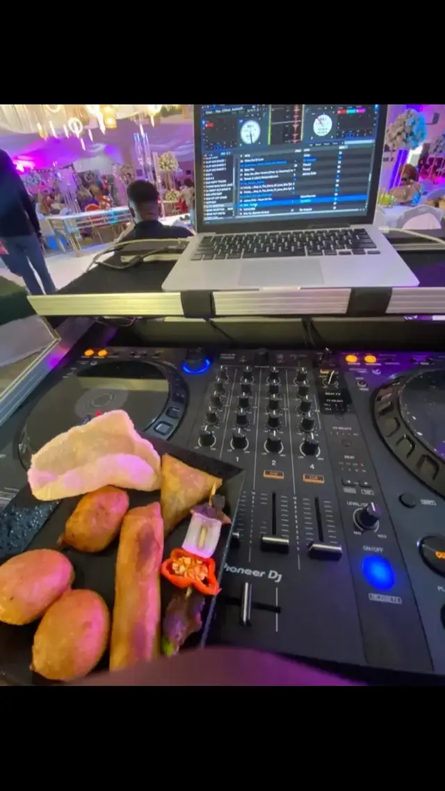 Am dj wezzy by name the boi is active you can call 08074975167 #woeldcup2022🏆 #hvh #djalilpalermo 