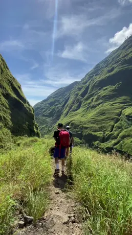 Kenapa harus jalur torean #jurassicpark #torean #lonbok #gunung #rinjani #fyp #nature  #reels #lombokviral #pendaki #rinjani #wonderfullombok 