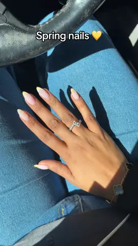 this is your sign to do yellow for spring 💛 #nailinspo #springnails #easter 