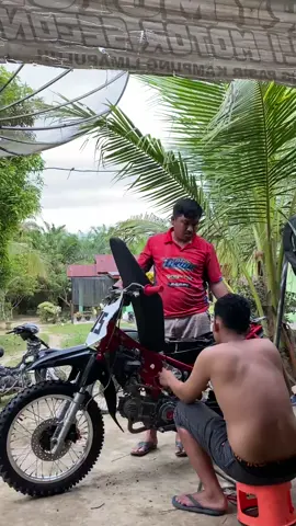 Semoga mampu bertahan di barisan depan✊✊#fypシ゚viral #rbtriau #rbt #garasiherrymotor #Riau #sumut #febryrhframe #tyssuspensi 