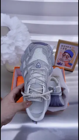 #shoes #formenandwomen #runningshoes #koreanshoes #shoesrecommendation 