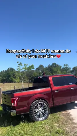 We all know that lil white Tacoma #fyp #viralvideo #blowthisupforme 