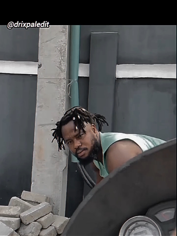 oga leave my house abeg @𝘿𝙍𝙄𝙓𝙋𝘼𝙇 @Mazi okeke 