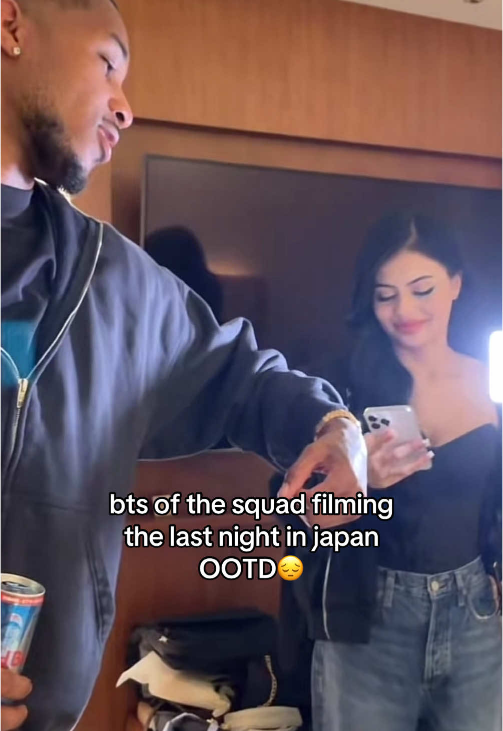 love this squad 😂 #ddg #wendyortiz #evelynortiz #johnny #squad #japantrip #OOTD @DDG @Wendy Ortiz @evelyn ortiz @yurnboi 
