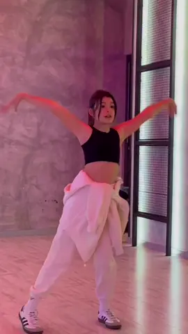 #dance 👧🏻 #mayabasol 