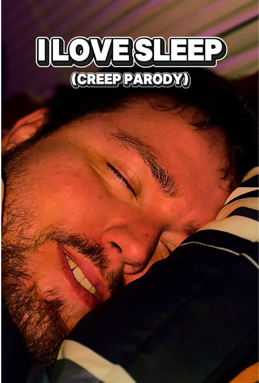 I just wanna nestle… 😩😴 #creep #parodysong #ilovesleep #joeykalico #rollingblue 