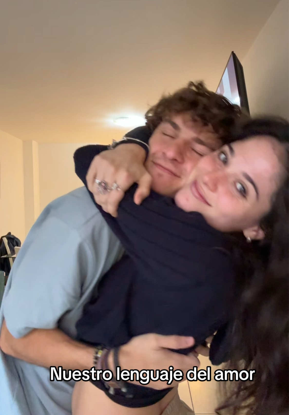 bastante tierno el video #parejas #lovelenguage 