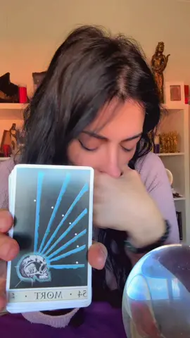 ”¡Cambia o te pierdes! El Tarot te lo advierte hoy… ♠️✨ #ViralesTarot #TarotTrading #TarotAmor”