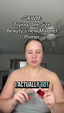 Idk why I love the sped up version of my voice so much 😂😂 How do you think it held up?! #makeup #productreview #beauty #onesizebeauty #primer #faceprimer #makeupreview 