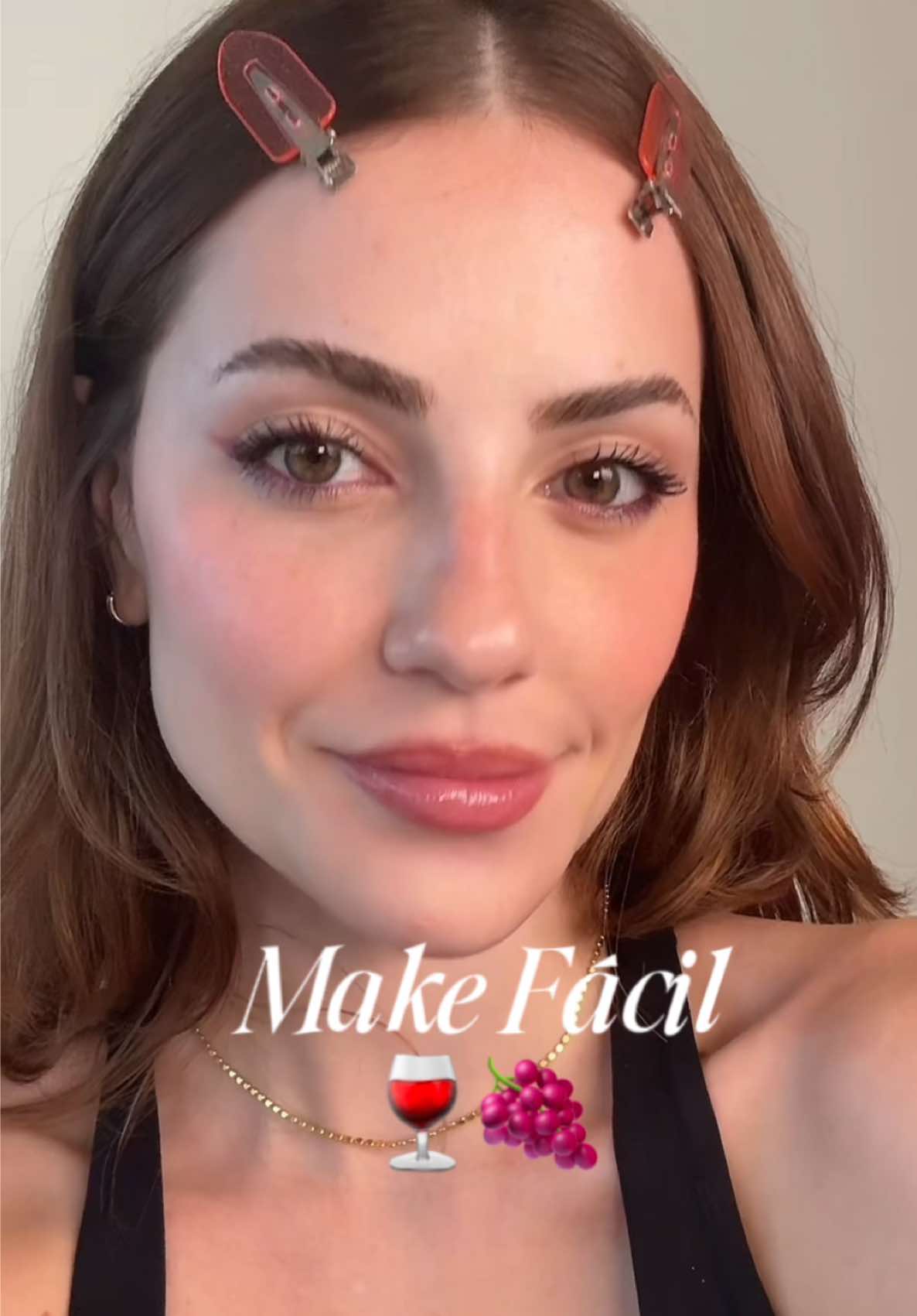 vem aprender uma make fácil e rápida de fazer 🥹 se eu consigo, vc consegue!  #makeup #maquiagem #dicasdebeleza #creatorsearchinsights #brasiltiktok 
