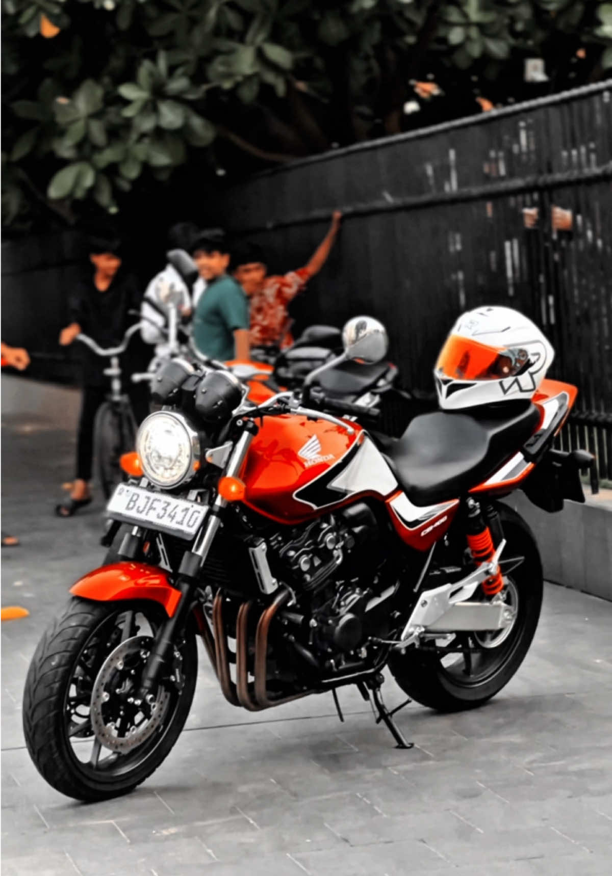 Cb4 revo 2020#lesanda #cb400sf #revo #lesx400sm #2020 #bikelife #viral #lesx400sf 