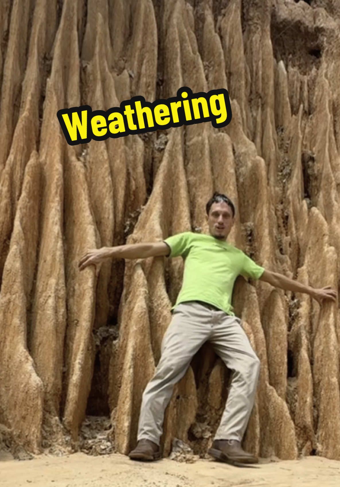 Red dirt or clay weathered formations #bensjungleshow #nature #Outdoors 