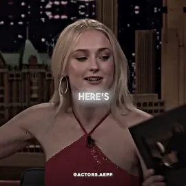 Sophia Turner EXPOSES Lord of the Rings STARBUCKS CUP💀 #thelordoftherings #stories #emiliaclarke #sophiaturner #edits #actors #fy #fyp #xyzbca 