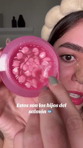 Crema hecha con los hijitos del salmón #greenscreen #skincare #skincareroutine #medicubemask 