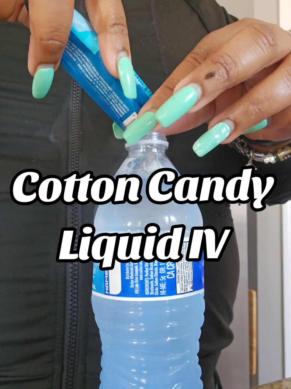 Liquid IV Hydration in Cotton Candy... idk if I like the pink or blue more #liquidhydration #liquidiv #electrolytes #electrolytepowder #corynes #stayhydrated 