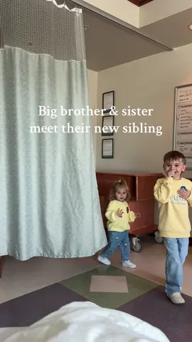 I didn’t think my heart could grow any bigger 🥺🤍 #genderreveal #babyannouncement #birthannoucement #bigbrother #bigsister #newbaby 