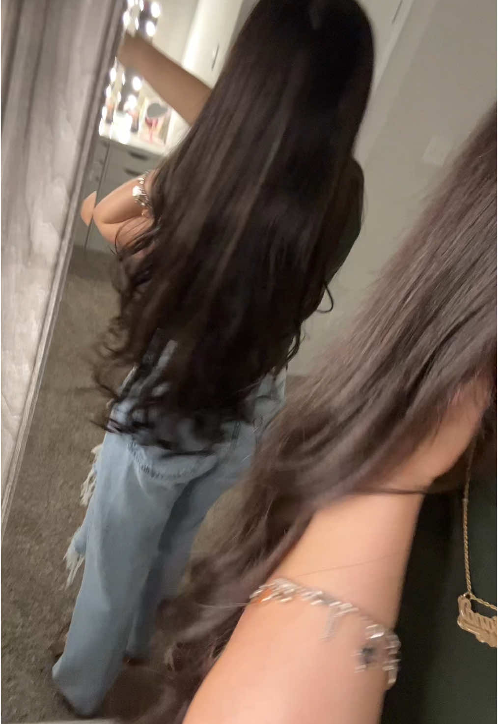 ok but how do I curl my whole head #fyp #curls #straighthair #long #natural #healthy #hair #fyp #trending #exlpore #draft 