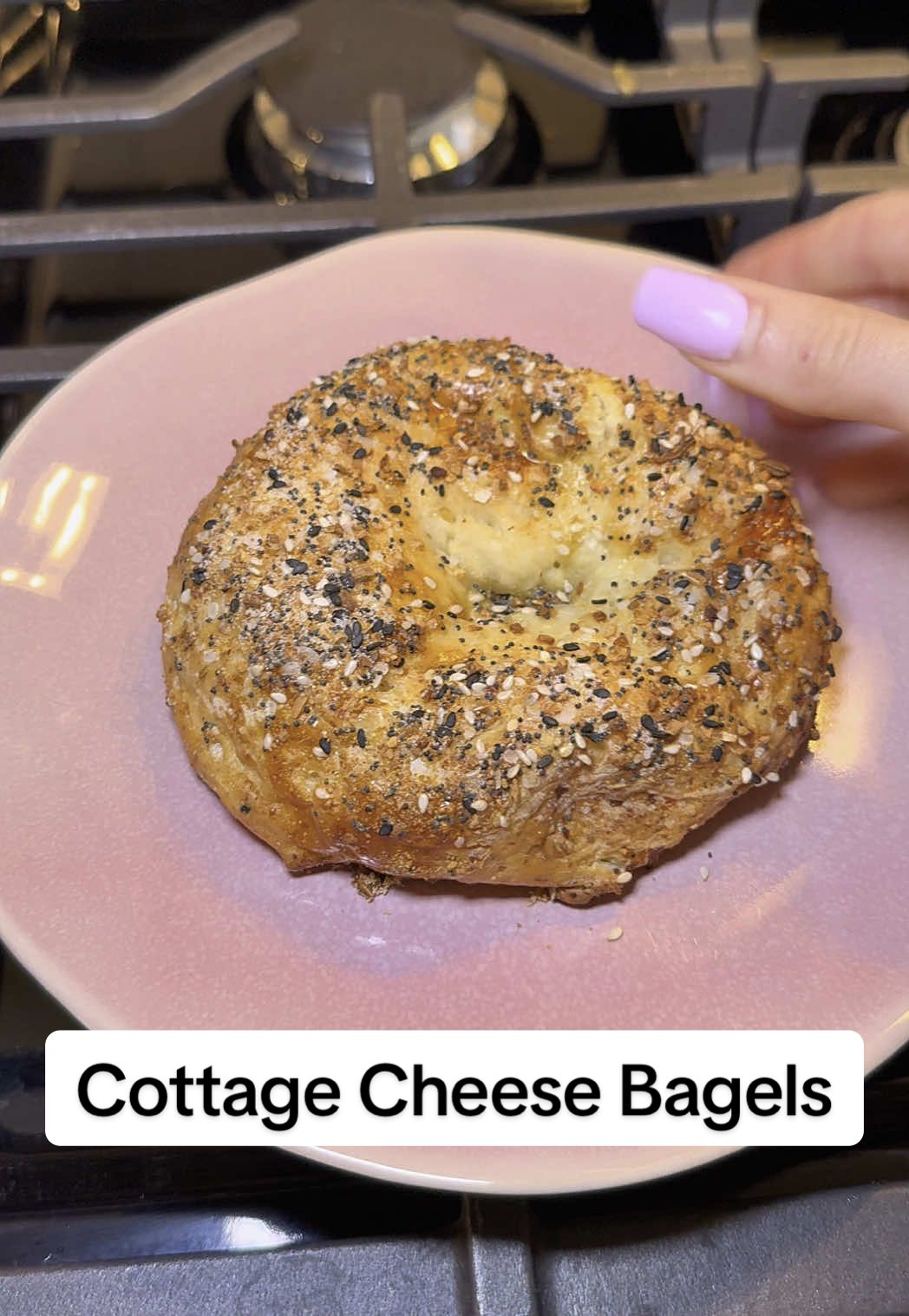 in love with these cottage cheese bagels 🥰🥯 #cottagecheesebagels #cottagecheese #cottagecheeserecipe #lowcaloriebagels #bagelrecipe #cottagecheeserecipes 