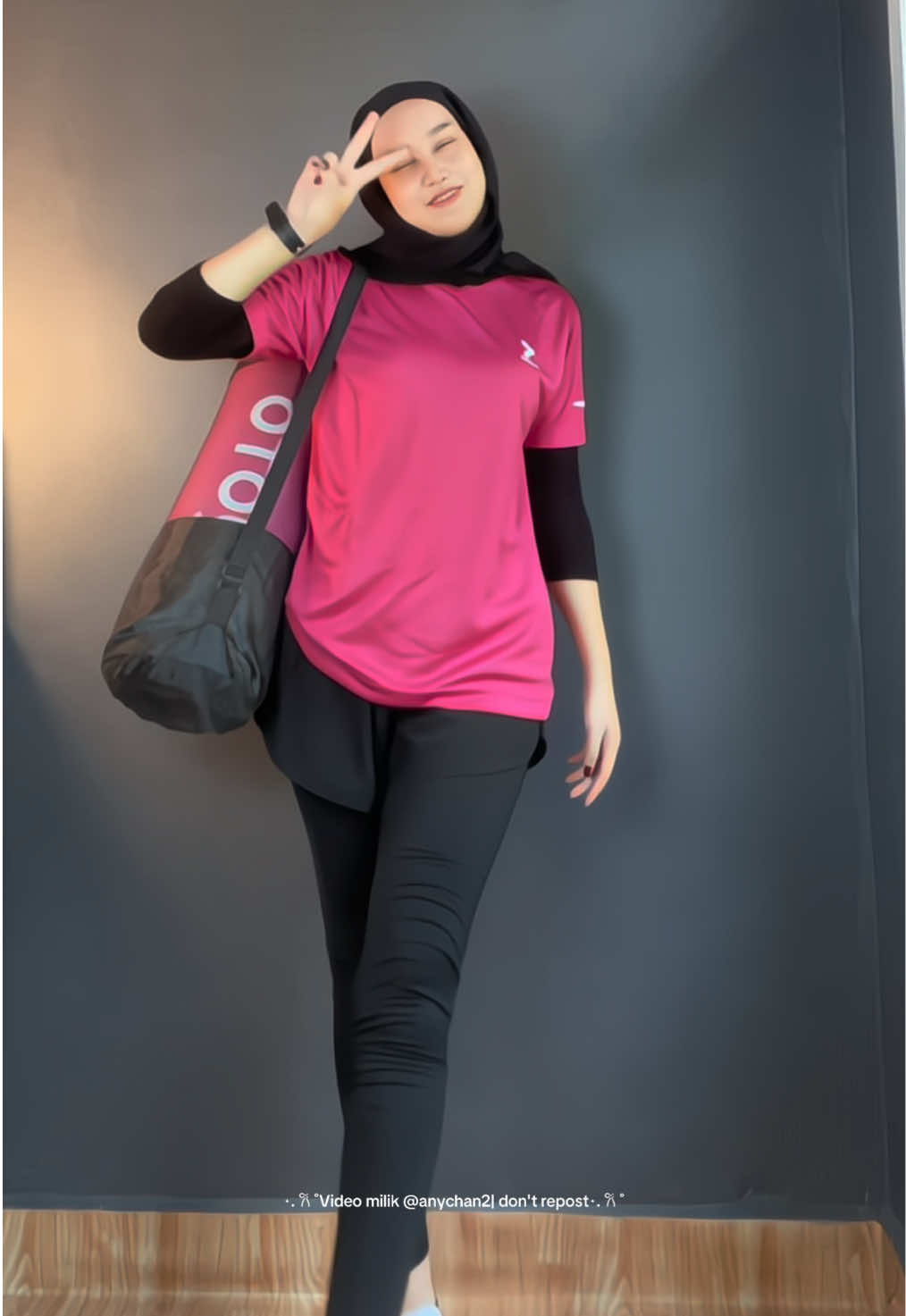 Model kaos yg aku suka banget warnanya lengkap buruan yg mau cekout ambil sekarang mumpung harga murah 👍🏻 #bajuolahraga #bajuolahragawanita #kaosolahraga #kaosolahragamurah #kaosolahragawanita #bajusport #bajurunning #bajurunningkeren 