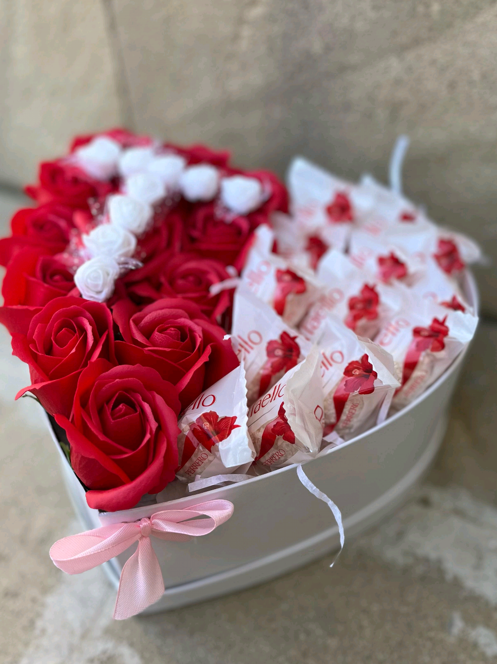 Sevdiklərinizi xüsusi hiss etdirəcək, sevgi dolu hədiyyələr bir arada! ✨ Bizim sizin üçün özəl Giftbox-larımız: 🎁 Lüks və şık qutular – mükəmməl təqdimat üçün! 🍫 Ən dadlı şokoladlar və şirniyyatlar. 📜 Şəxsi not əlavə etmək imkanı – duyğularınızı ifadə edin! 🎉 Özəl kampaniyamızla sevginizi qeyd edin: ⚡ Sərfəli qiymətlər və sürətli çatdırılma! 📩 Ətraflı məlumat üçün bizimlə əlaqə saxlayın: 📞 Telefon: [051-305-99-67] 📱 WhatsApp: [051-305-99-67] 📍 Sifariş 1-2 gün öncədən qebul olunur ✨ Hədiyyəniz sevginizi danışsın! 💕 #giftbox #romantik #fyp #kesfet #kesfetteyiz #keşfetteyizzz #Giftbox #kinder #fyp #rafaelleao 