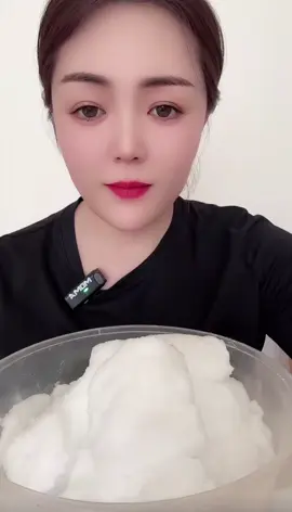 bowl of soft squeaky freezer frost chunks . #1heartice #2heartice #asmr #asmrsounds #asmrvideo #asmrtiktoks #iceasmr #satisfying #oddlysatisfying #oddlysatisfyingvideo #fyp #icelovers #icetok #freezerfrost #frost #clean #squeaky 