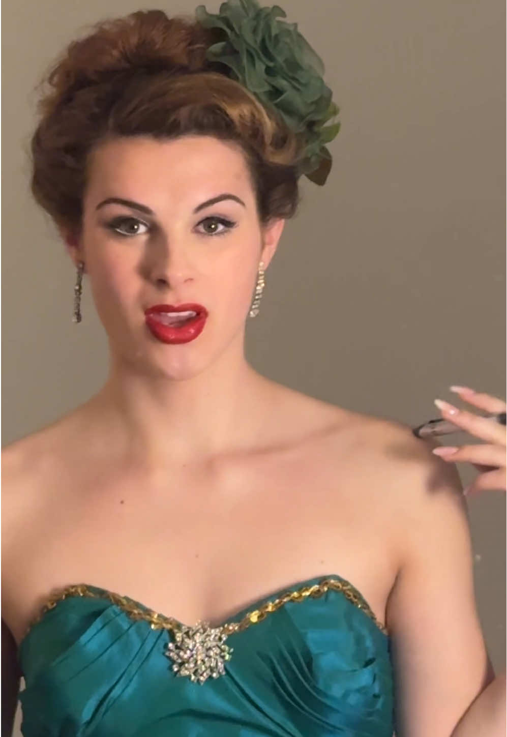 After all the comments comparing me to her, I finally decided to give you all a little Marty video!💚 #vintage #fyp #grease#martymaraschino #vincevontaine #pinklady #vintagehair #pinupgirl #pinup #vintagefashion #vintagestylenotvintagevalues 