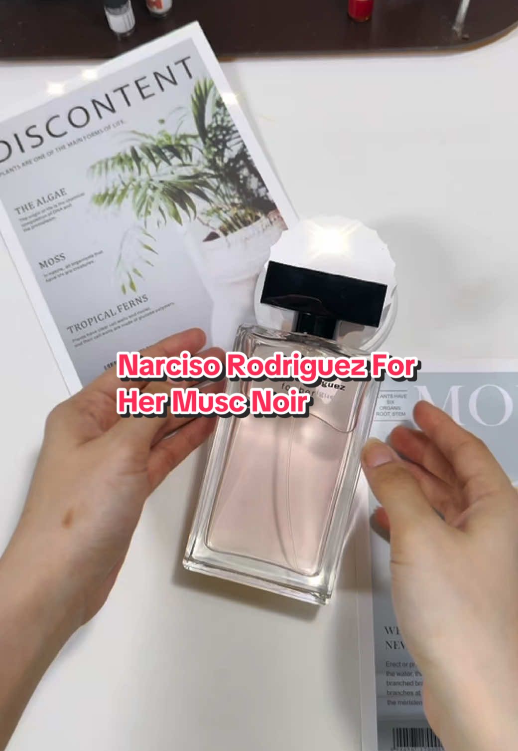 NARCISO RODRIGUEZ FOR HER MUSC NOIR – MUA CHIẾT TIẾT KIỆM, THỬ ĐỘ TƯƠNG THÍCH! ✨ *Lý do nên chọn chiết:*   ▫️ Test trước khi quyết định mua full (khỏi tiếc hùi hụi nếu không hợp).   ▫️ Đủ dùng 15-20 lần xịt, dễ mang theo.   ▫️ Giá chỉ từ 150k – rẻ hơn 10 lần chai lớn!   🌙 *Công thức 